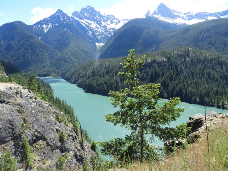 20: Alpine Panoramen und türkisfarbene Seen in Nationalpark Nr. 3 (oder 27)